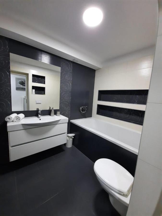 Vice Apartment โอมิช ภายนอก รูปภาพ