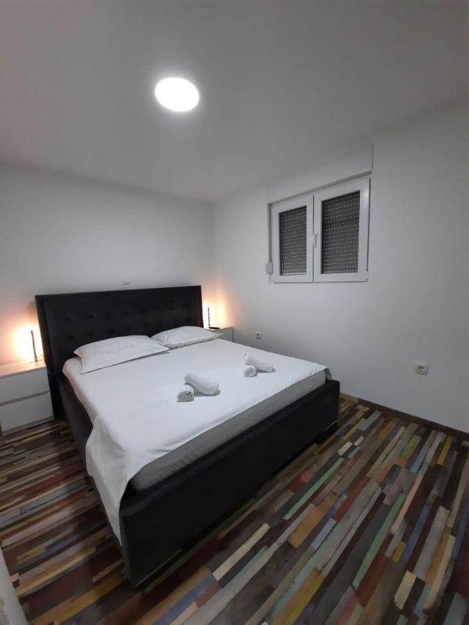 Vice Apartment โอมิช ภายนอก รูปภาพ